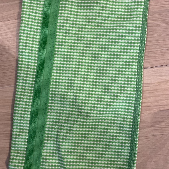 Lululemon Light Green Leggings - Picture 2 of 5